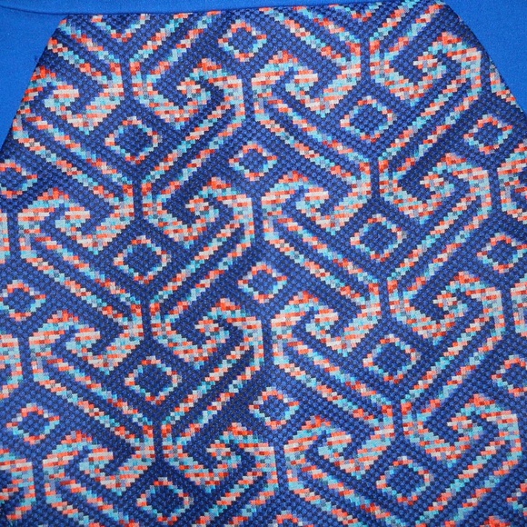 SOLD! Eva Franco Blue Pattern Pencil skirt, 6 - Picture 3 of 7